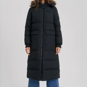 Like New Arctic Expedition Toronto hybraDOWN™ Parka